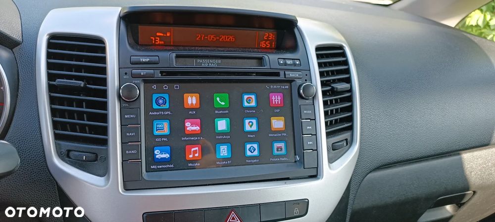 Kia Venga - 25