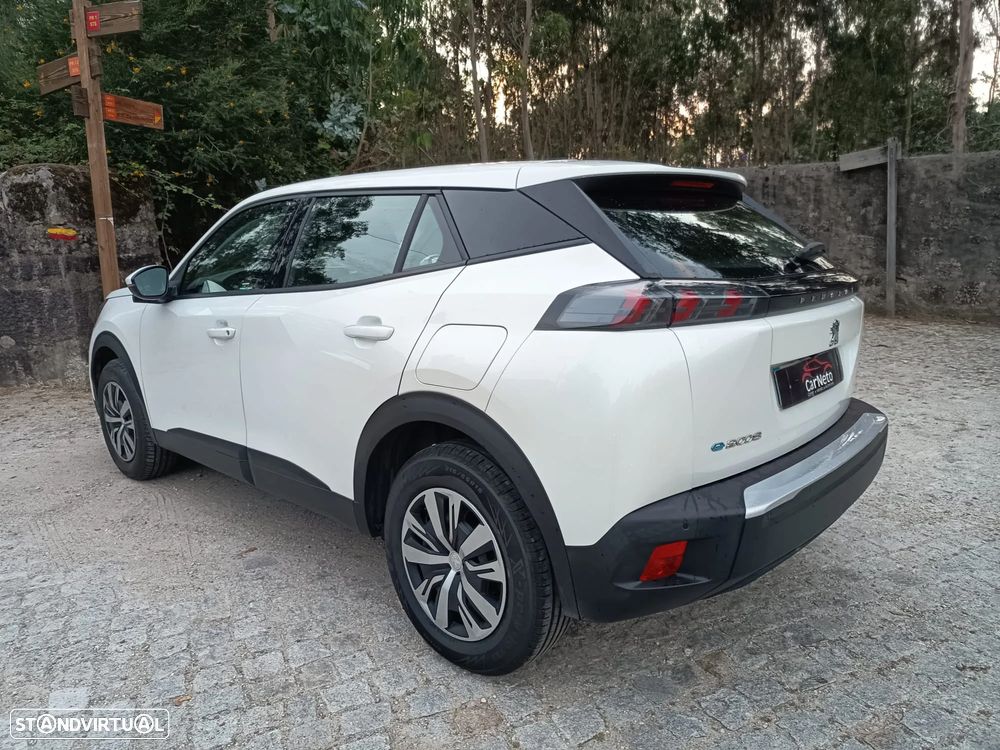Peugeot e-2008 50 kWh Active Pack - 6