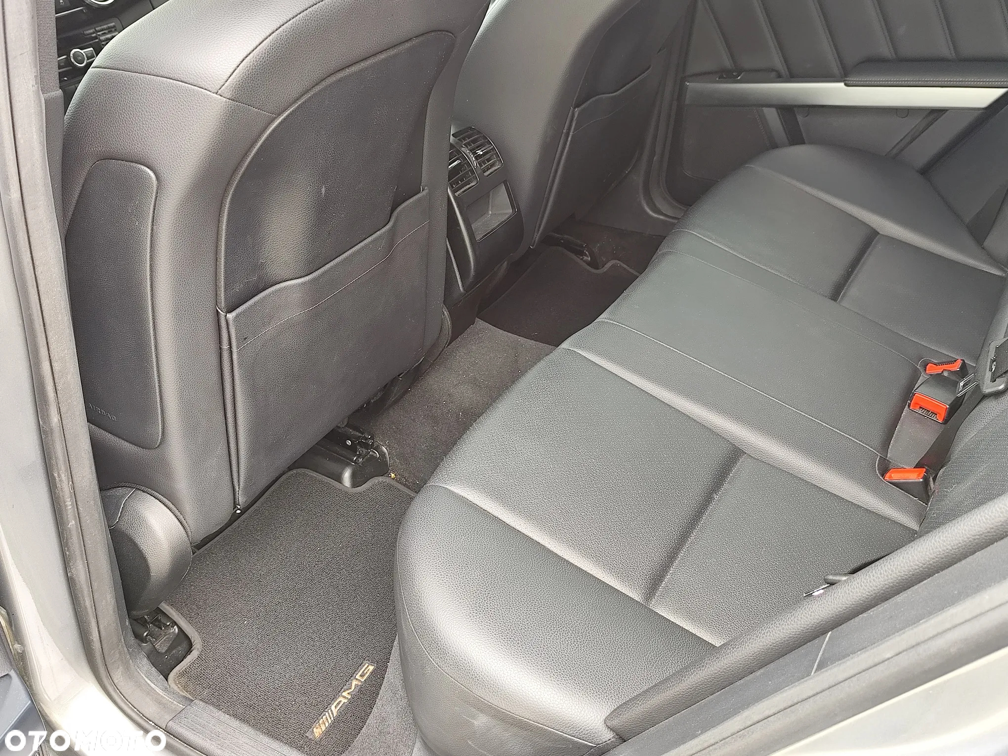 Mercedes-Benz GLK 250 CDI DPF 4Matic BlueEFFICIENCY 7G-TRONIC SPORT EDITION - 27
