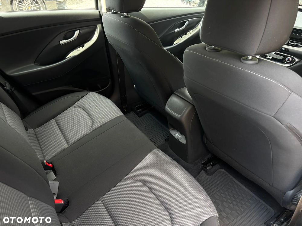 Hyundai i30 1.0 T-GDI Modern - 13