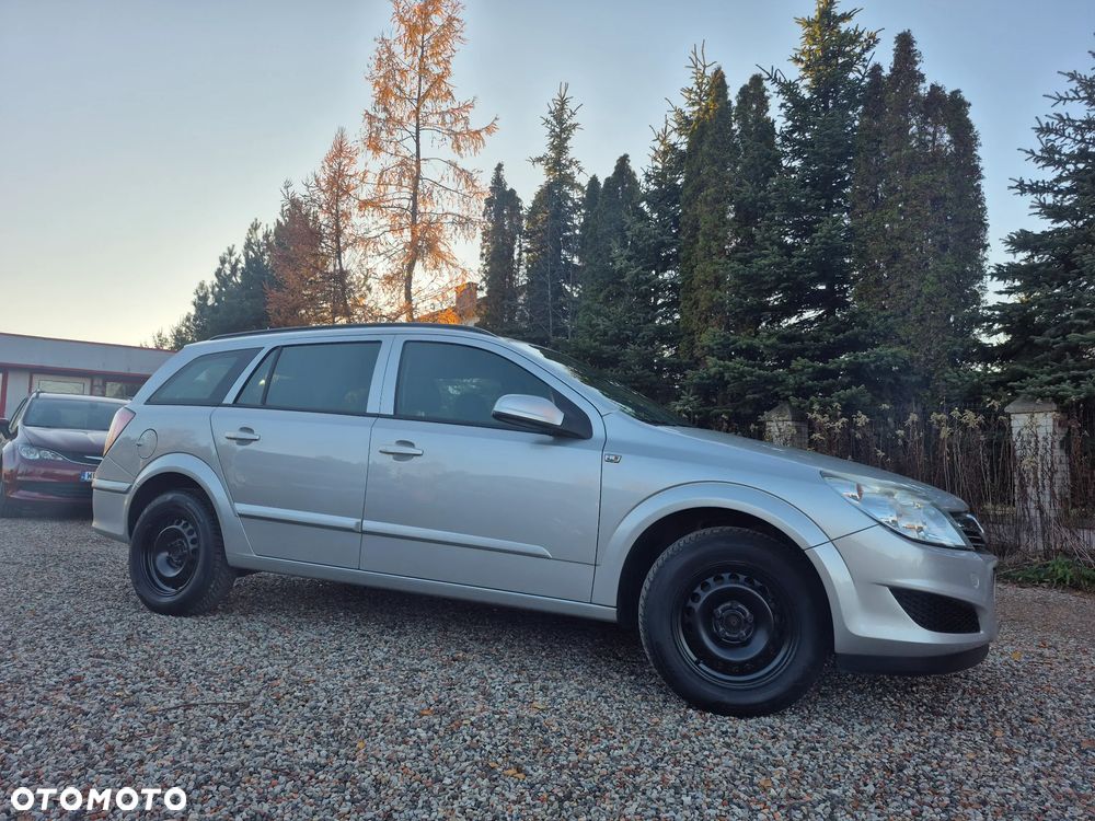 Opel Astra 1.4 Enjoy - 28