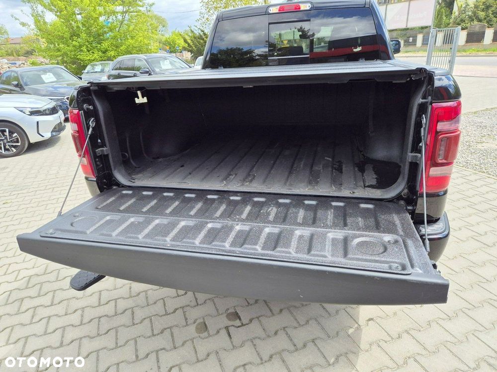 RAM 1500 Crew Cab Laramie - 10