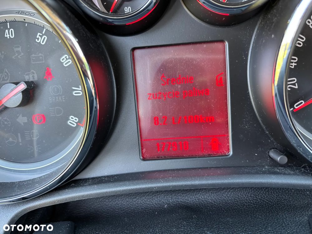 Opel Astra 1.4 T Cosmo - 10