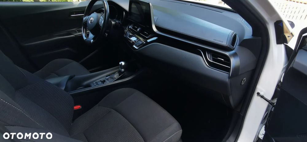 Toyota C-HR Style - 16