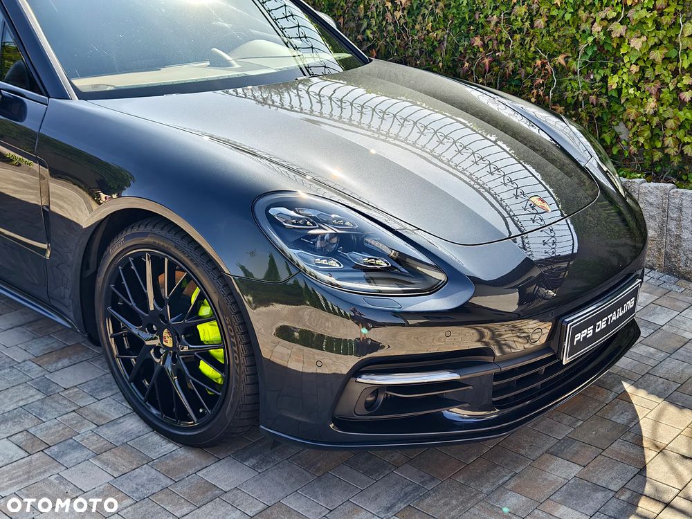 Porsche Panamera 4 E-Hybrid Platinum Edition - 1