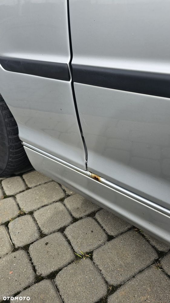 BMW Seria 3 330i - 6