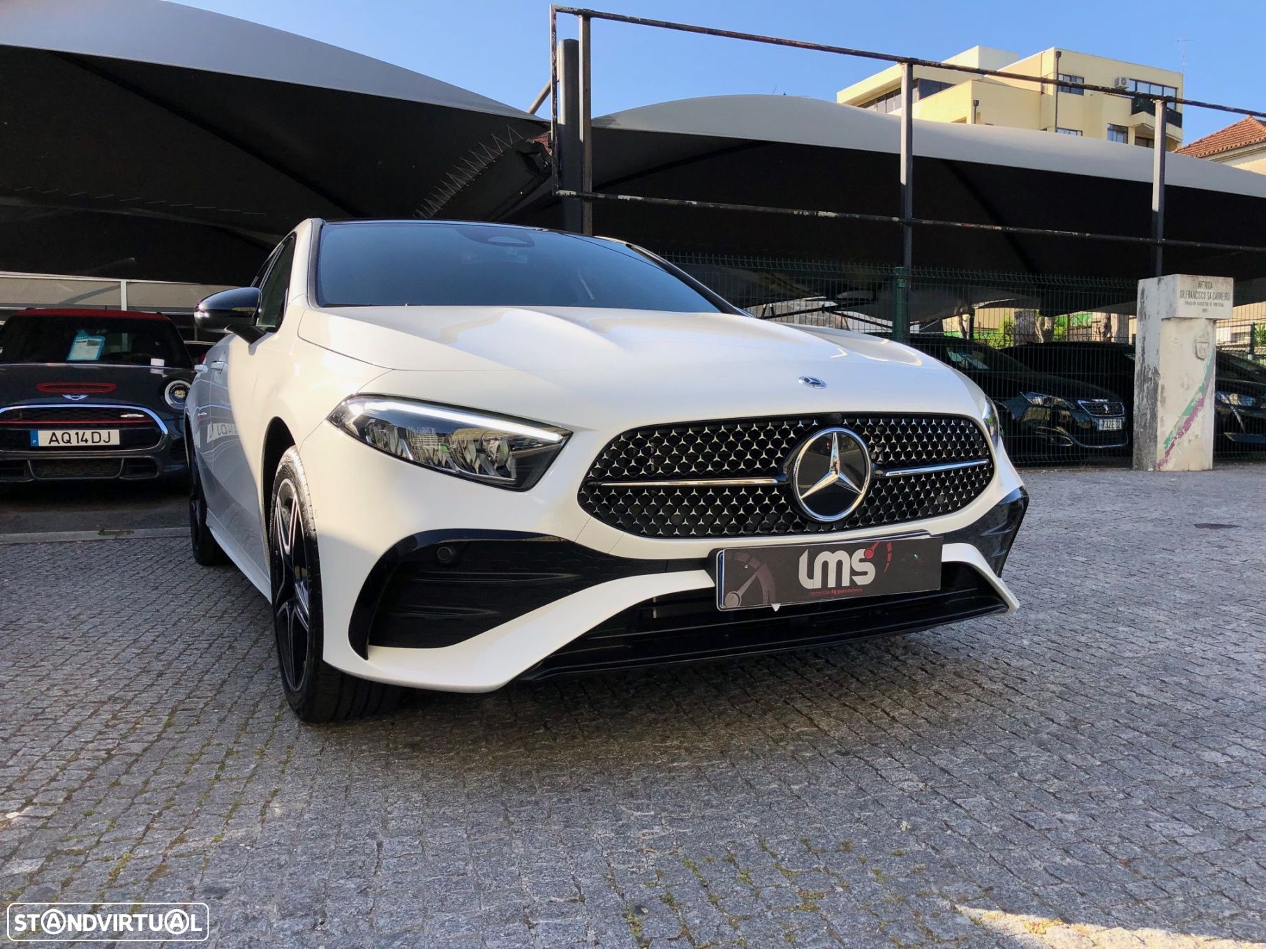 Mercedes-Benz A 250 e AMG Line - 1