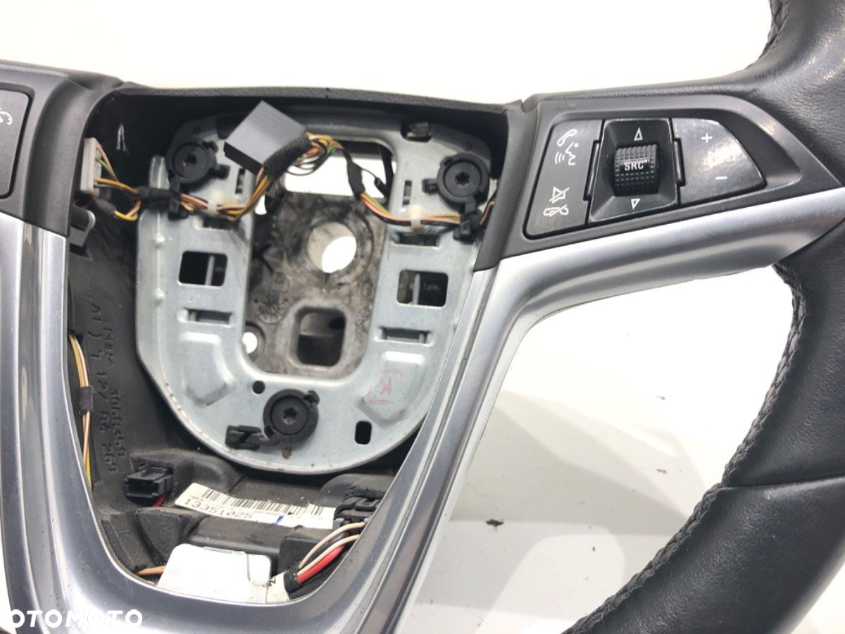 KIEROWNICA - 260.00 PLN - OPEL ASTRA J (P10) 2009 - 2015 2.0 CDTI (68) 118 kW [160 KM] olej - 2