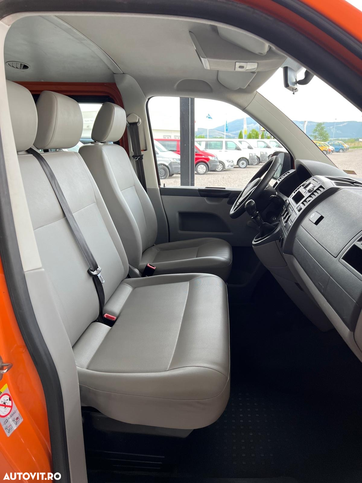 Volkswagen Transporter - 15