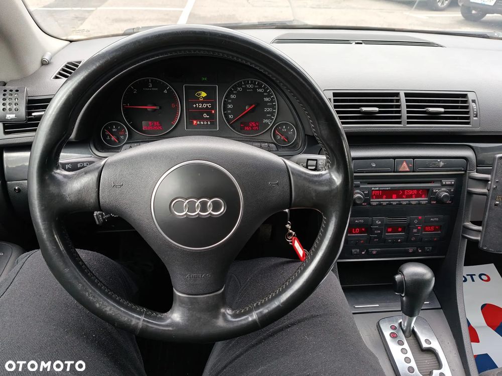 Audi A4 Avant 1.9 TDI Multitronic - 12