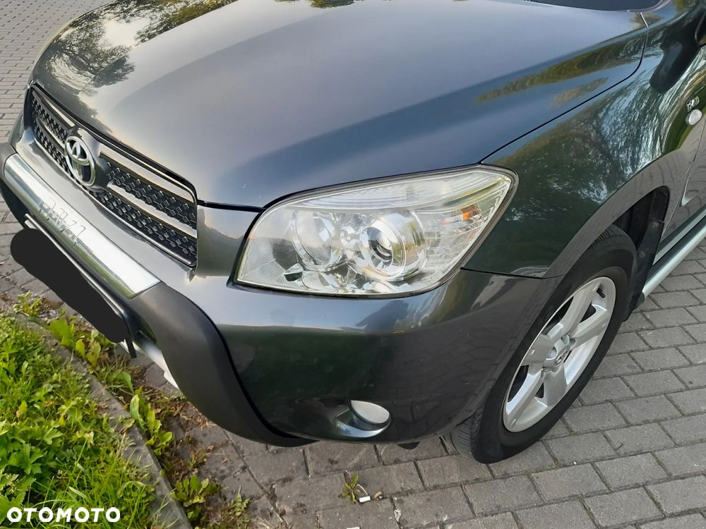 Toyota RAV4 2.2 D-4D Prestige - 19