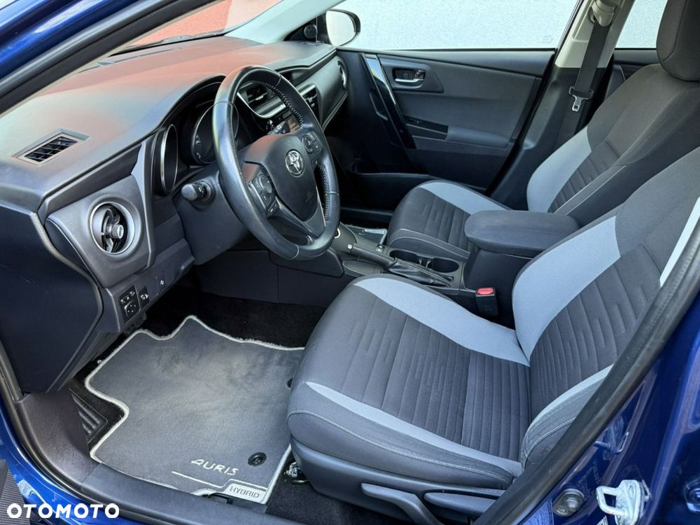 Toyota Auris - 21