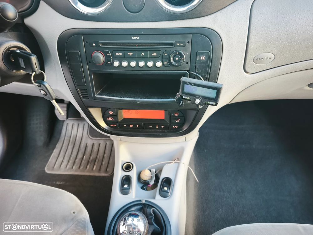 Citroën C3 1.4 HDi Airdream Exclusive - 19