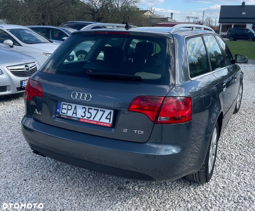 Audi A4 Avant 2.0 TDI - 18