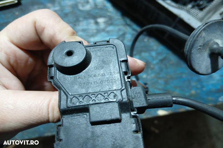 Motoras deschidere usita rezervor 5C6810773H 5C6810773H Volkswagen VW - 4