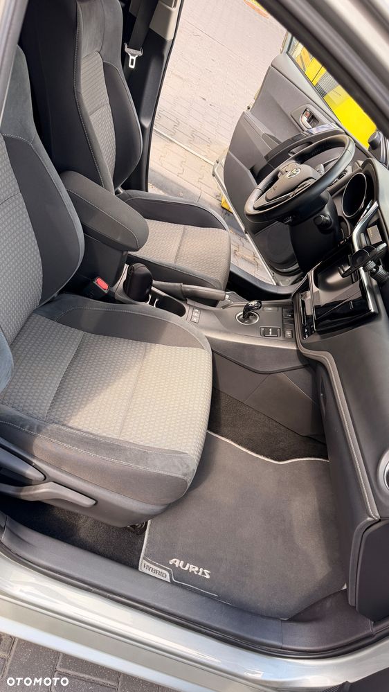Toyota Auris - 7
