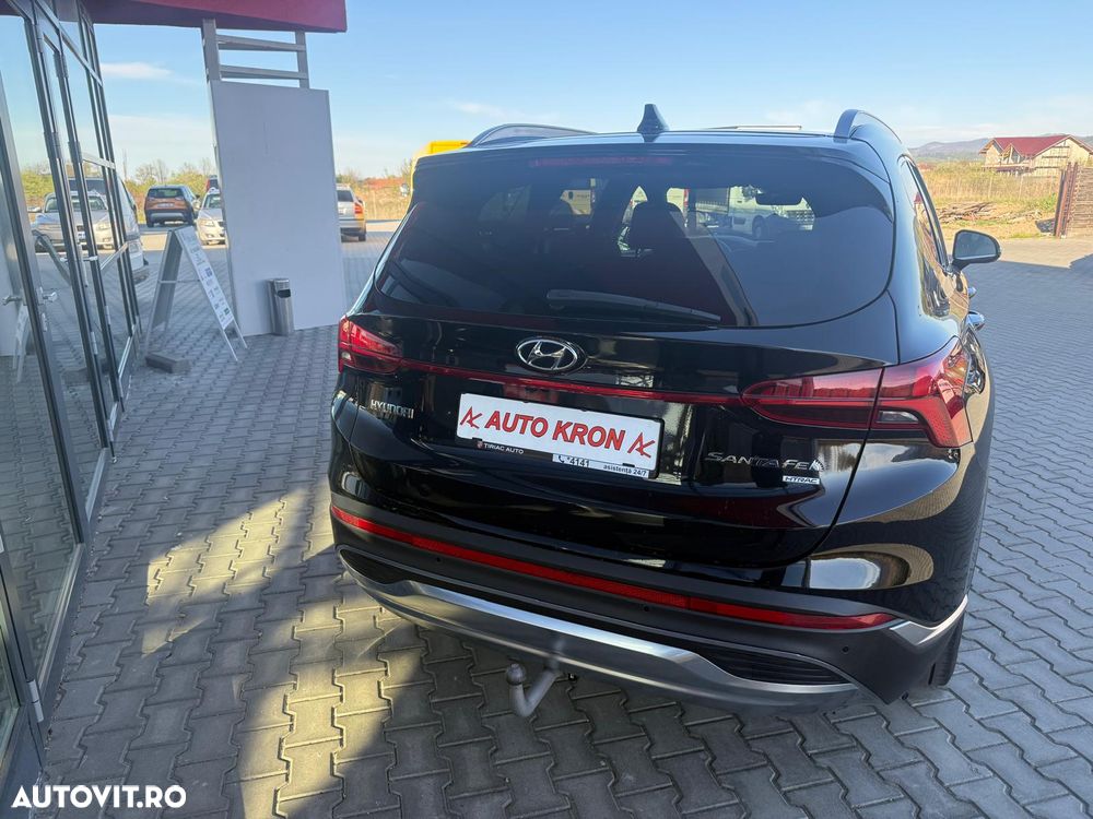 Hyundai Santa Fe - 3