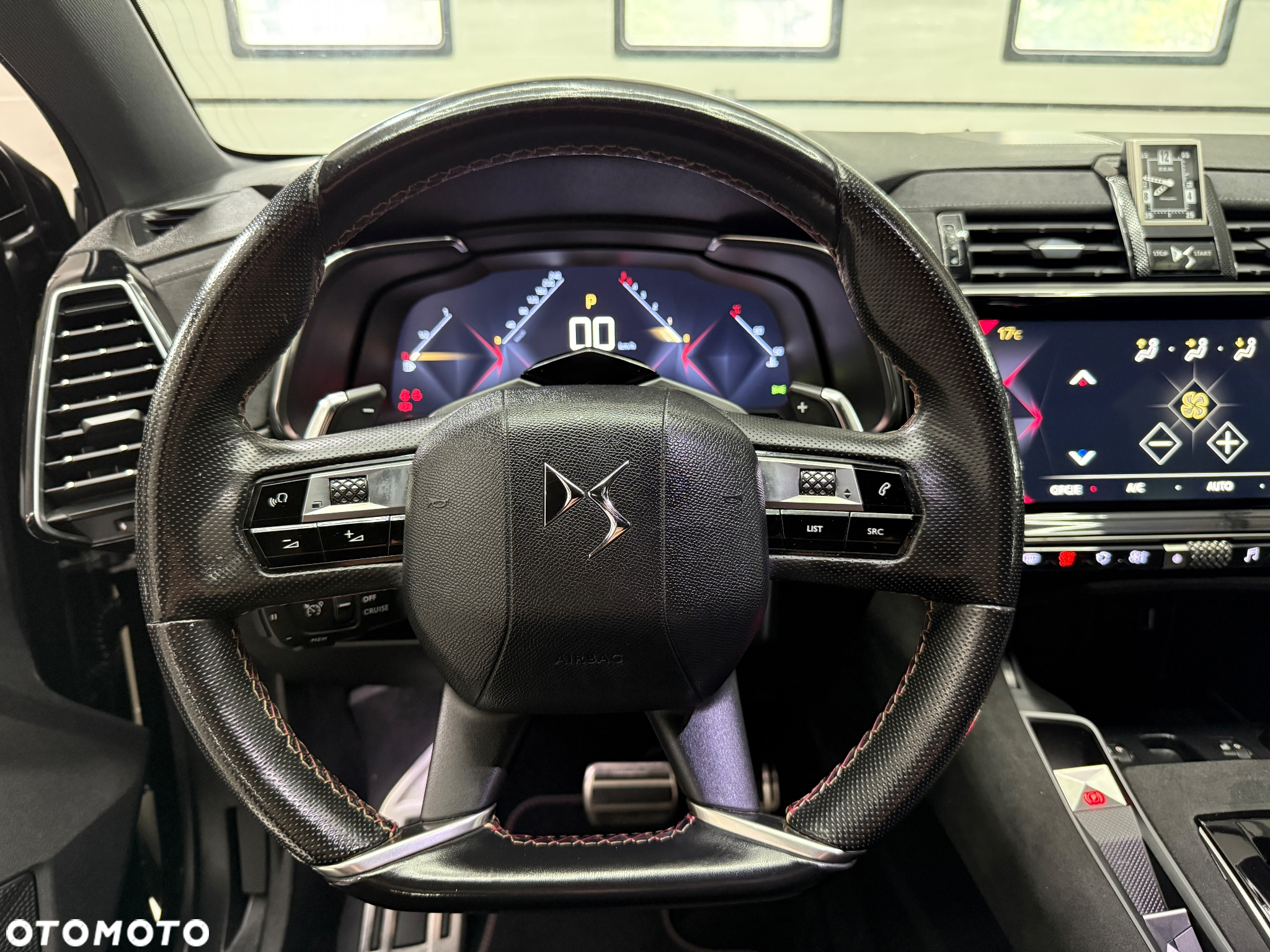 DS Automobiles DS 7 Crossback 2.0 BlueHDi Performance Line + - 24