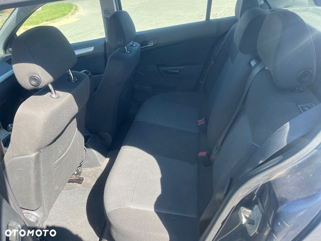 Opel Astra 1.4 Selection - 12