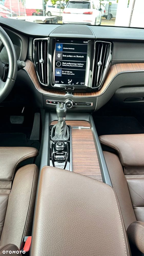 Volvo XC 60 D4 AWD Inscription - 17