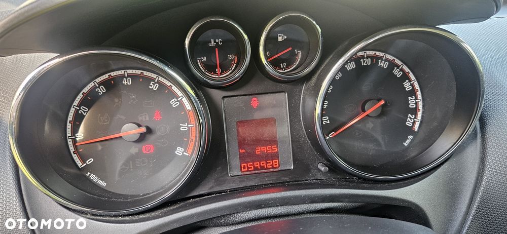 Opel Meriva - 8