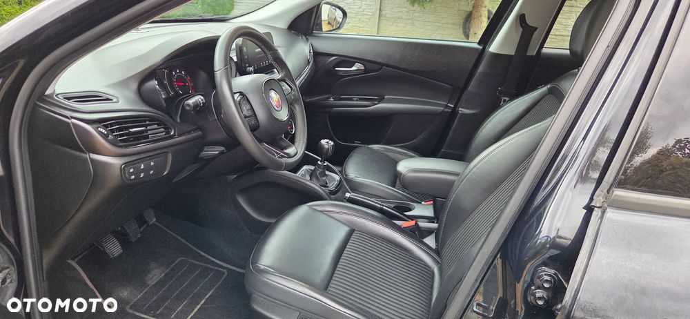 Fiat Tipo 1.4 T-Jet 16v S-Design - 12