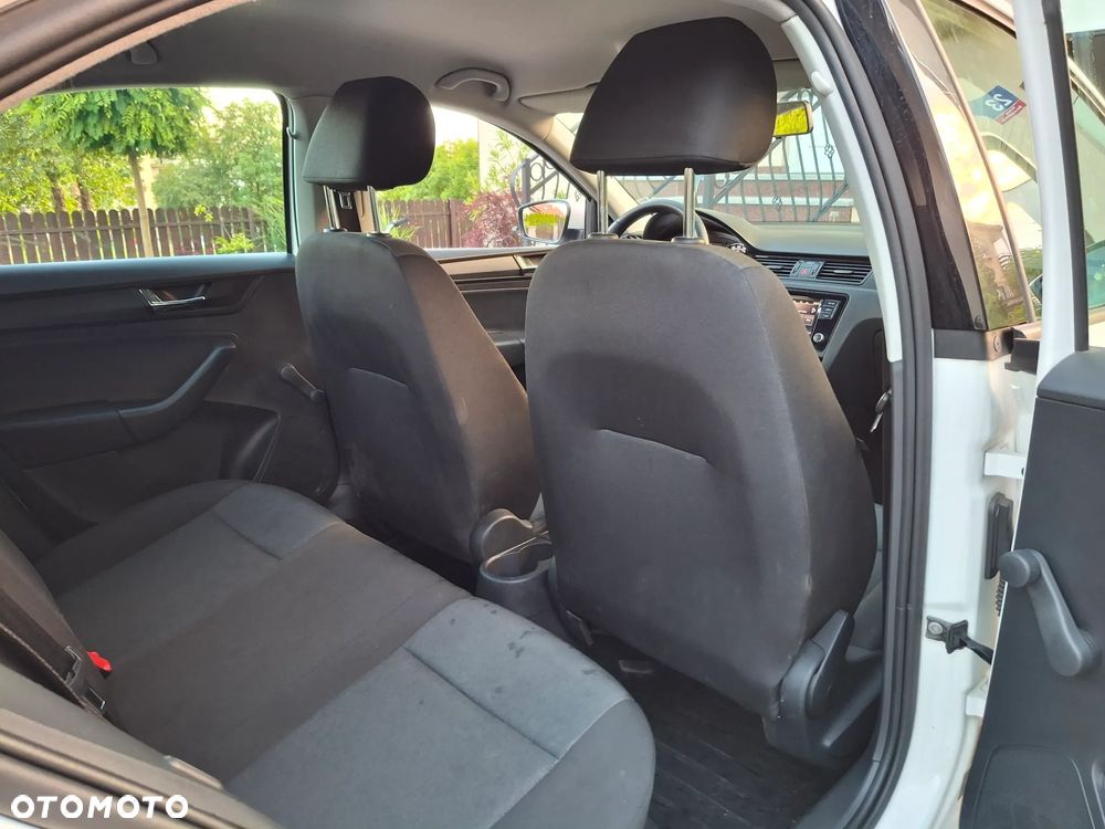 Skoda RAPID 1.0 TSI Active - 22