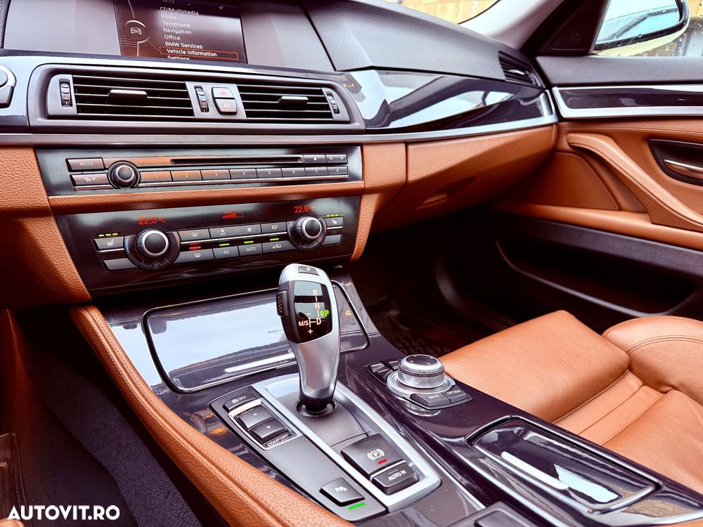 BMW Seria 5 520d Aut. Modern Line - 7