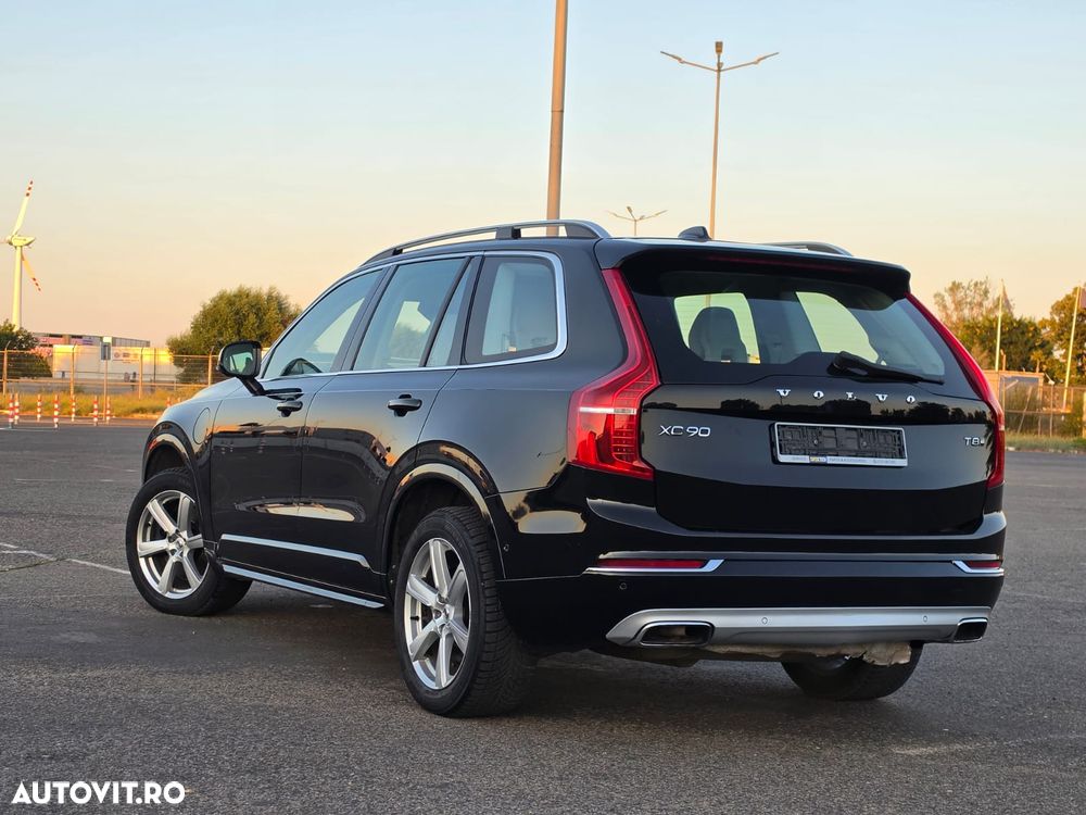 Volvo XC 90 T8 AWD Twin Engine Geartronic Momentum - 2