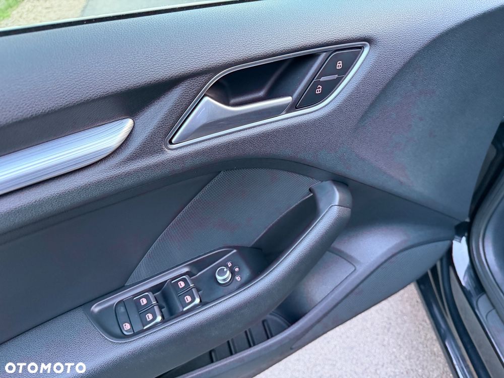 Audi A3 Sportback 2.0 TDI Ambiente - 40