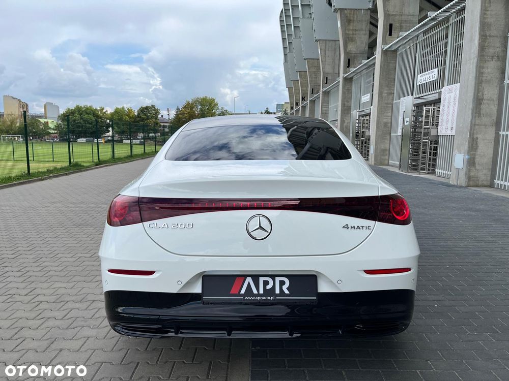 Mercedes-Benz CLA - 4