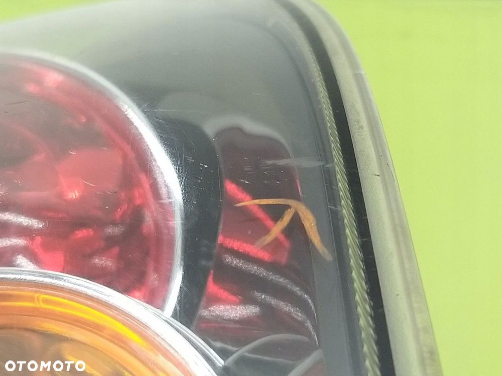 Lampa prawa tylna tył Mazda 3 I HATCHBACK 2003-2006 PRZED LIFT - 11
