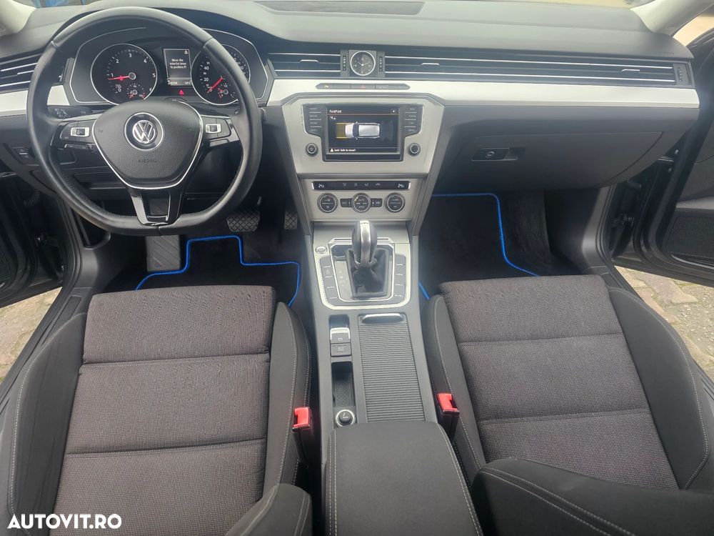 Volkswagen Passat Variant 1.6 TDI (BlueMotion Technology) DSG Comfortline - 8