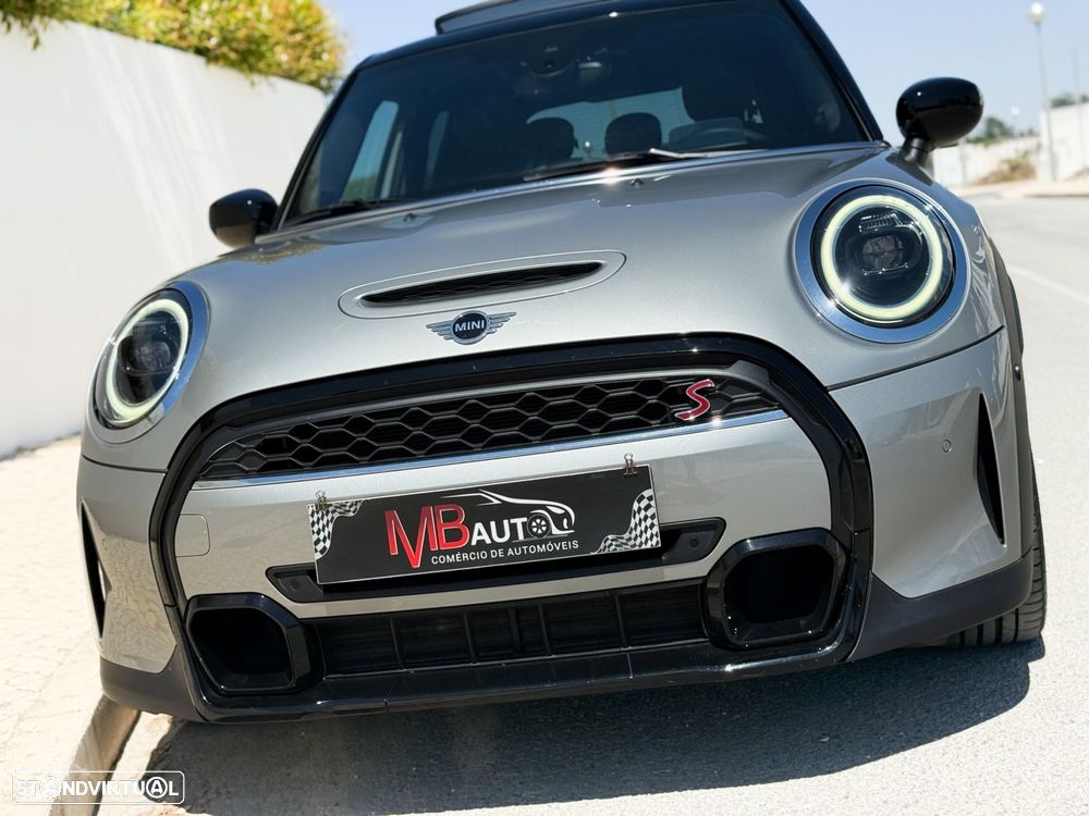 MINI 5 Portas Cooper S Auto - 17