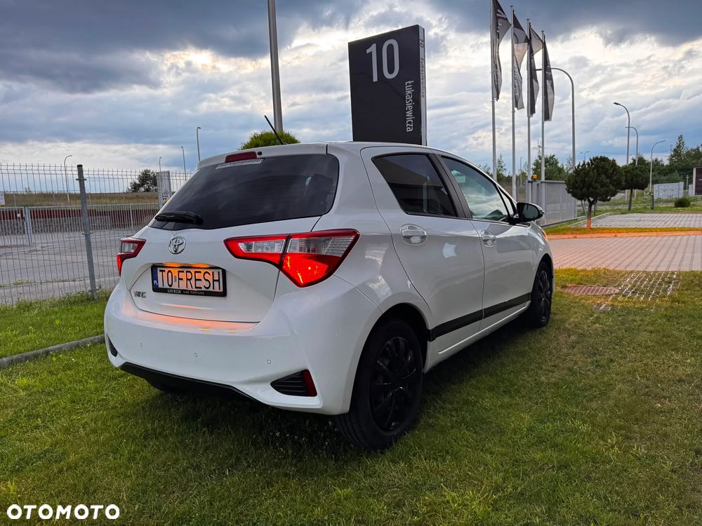 Toyota YARIS - 5