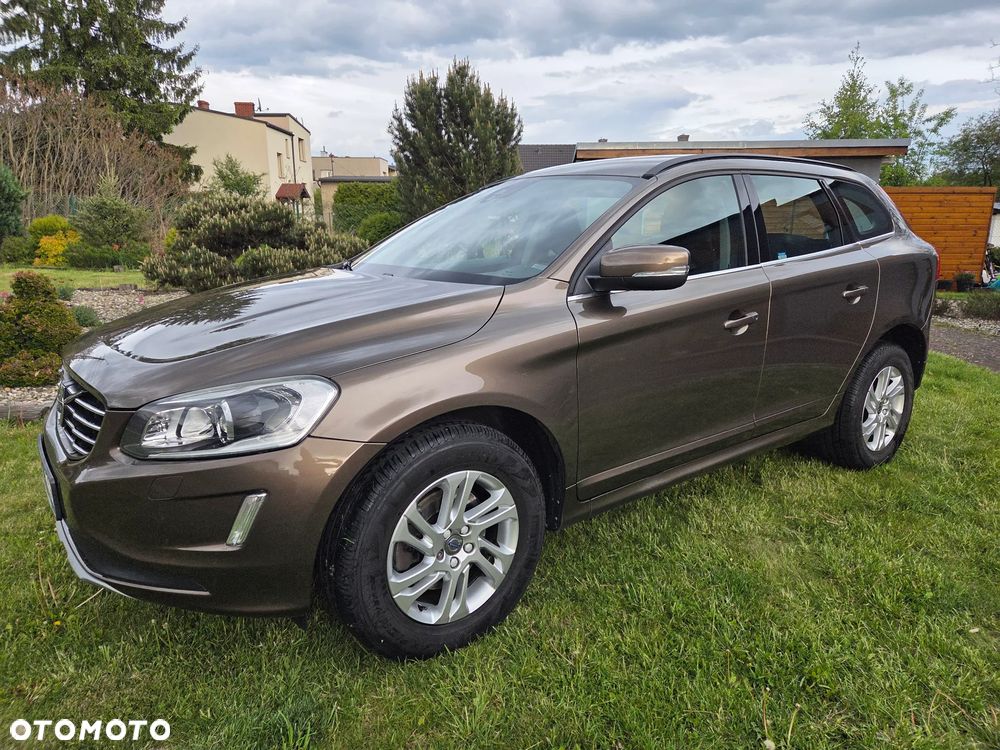 Volvo XC 60 D3 Drive-E Momentum - 25