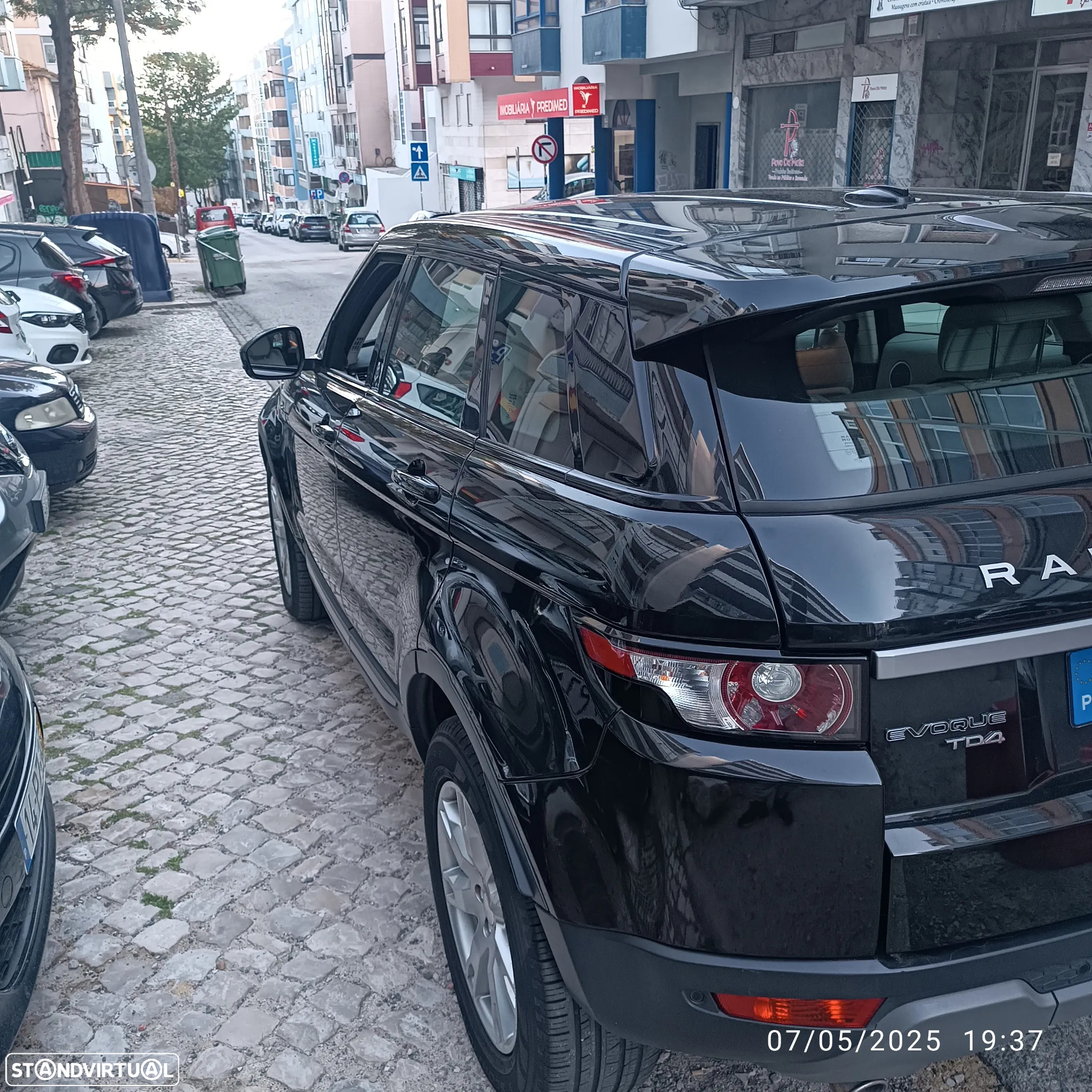 Land Rover Range Rover Evoque 2.2 TD4 Pure Auto 159g - 3