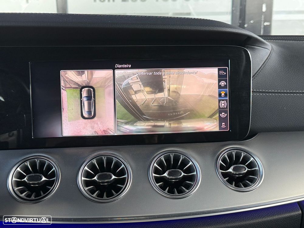 Mercedes-Benz E 220 d Coupe 9G-TRONIC AMG Line - 54