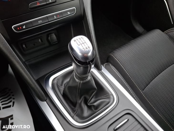 Renault Megane ENERGY dCi 110 INTENS - 23