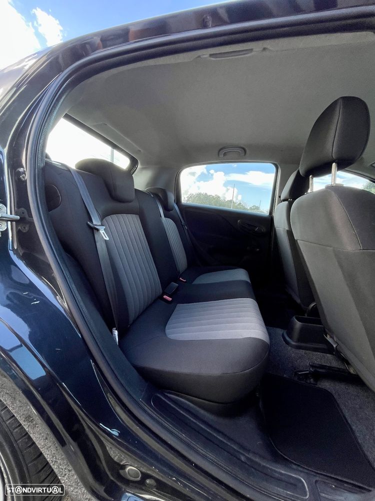 Fiat Punto 1.3 M-Jet Lounge S&S - 17