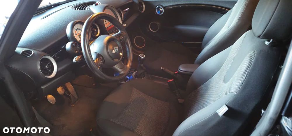 MINI ONE Standard - 6