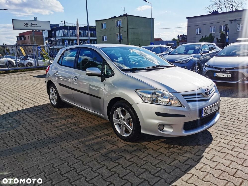 Toyota Auris 1.6 Premium - 3