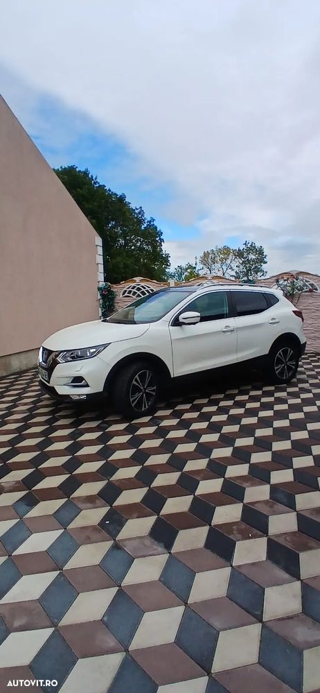 Nissan Qashqai - 1