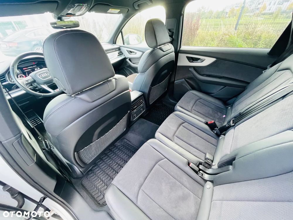 Audi Q7 2022 photo 4