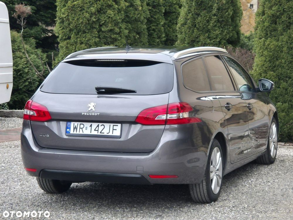 Peugeot 308 - 6