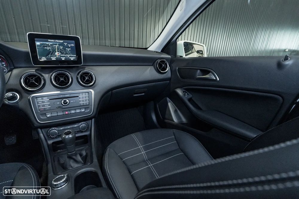 Mercedes-Benz A 160 d Urban - 24