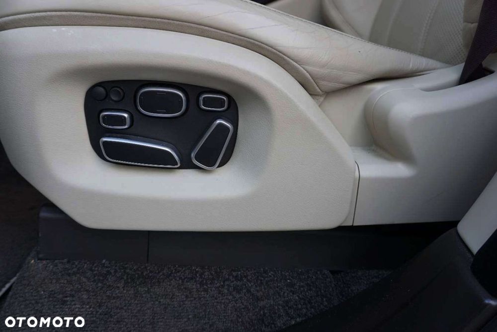 Land Rover Range Rover - 11