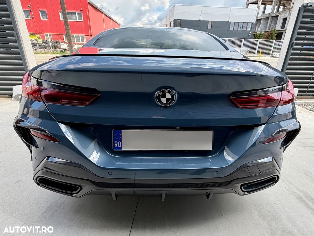 BMW M8 M850i xDrive AT - 15