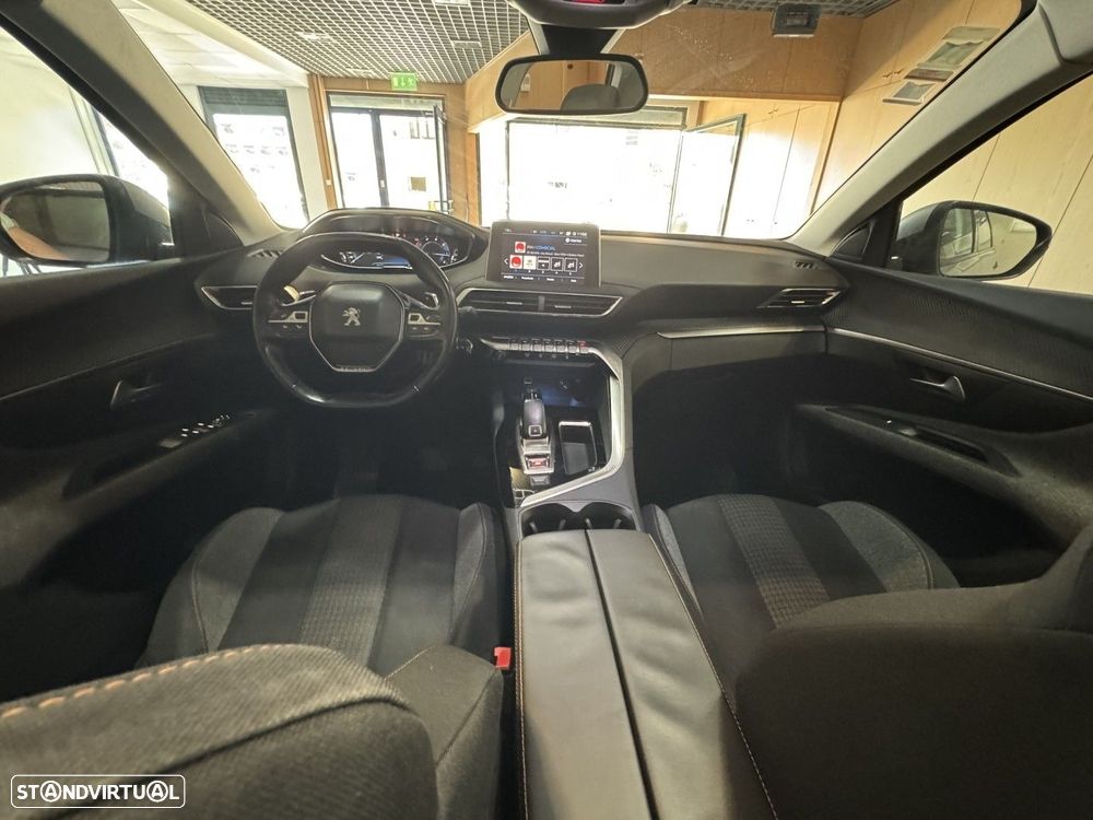 Peugeot 5008 1.5 BlueHDi Allure Pack EAT8 - 22