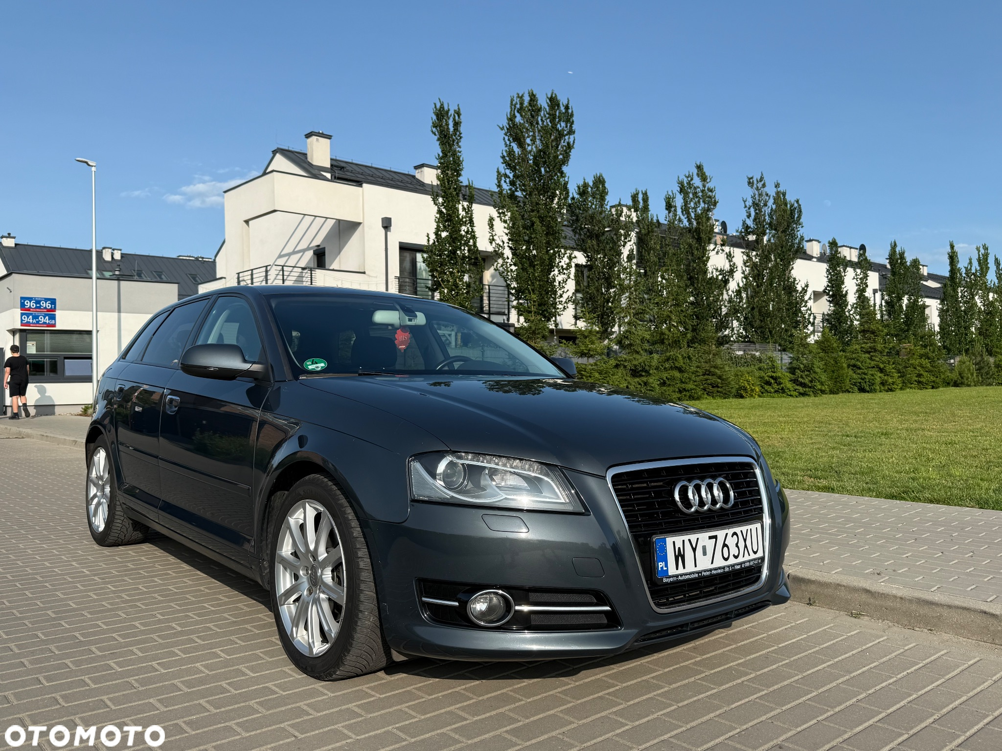 Audi A3 2.0 TDI DPF Ambition S tronic - 2